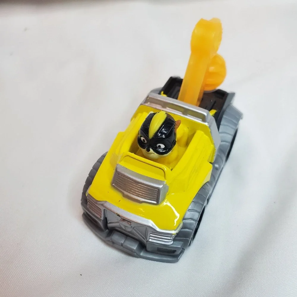 Paw Patrol Mighty Pups Super Paws True Metal Rubble Vehicle Car  Die Cast 1:55